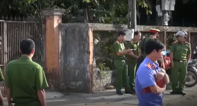 Dù nhận định ban đầu là vụ TNGT, nhưng qua khám nghiệm lại hiện trường và thu thập thông tin của những người biết việc, lực lượng KTHS xác định đây không phải là vụ TNGT hay tự té xe.