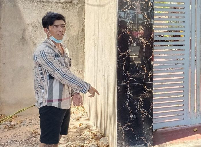  Thiếu tiền, đối tượng 'khoắng' cả trăm đồng hồ nước đem bán ve chai: Do cần tiền trả nợ nên Hoàng Văn Giang (33 tuổi, trú tại TP Vũng Tàu, tỉnh Bà Rịa – Vũng Tàu) đã thực hiện hành vi trộm cắp đồng hồ nước trên địa bàn TP Vũng Tàu để đem bán. Ngày 6/3, Công an TP Vũng Tàu cho biết đã khởi tố, bắt tạm giam Giang. 