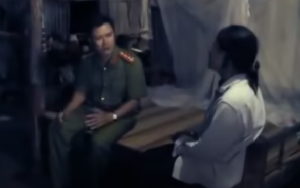 Công tác điều tra ban đầu gặp khá nhiều khó khăn khi vào thời điểm anh N. mất tích không có ai chứng kiến ngoài người vợ. Chị Thủy kể lại, 3h sáng ngày 6/1/2013 thấy Nhân lên xe máy của một người lạ để đi ra chợ Mỹ Tú. Vào thời điểm này hầu hết mọi người đang nghỉ ngơi, nhưng tại sao anh N. lại đi chơi vào thời gian này. Đây chính là mấu chốt để cơ quan Công an tiếp tục điều tra. Ngoài ra, cơ quan Công an cũng tập trung khai thác vào những người có mối quan hệ với nạn nhân trước khi chết.