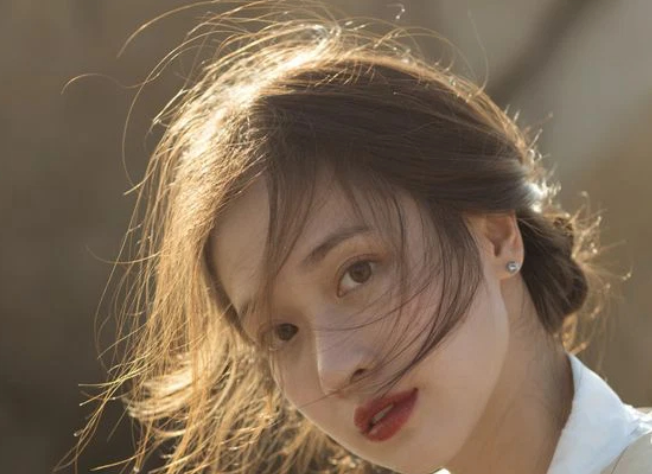 Me chong rua bat giup, chong toi tuc gian quang ca mam com