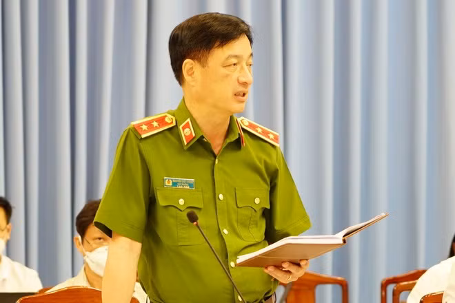 Năm 2013, ông Nguyễn Duy Ngọc được bổ nhiệm làm Phó Giám đốc Công an TP Hà Nội. Năm 2016, ông giữ chức Phó tổng cục trưởng Tổng cục Cảnh sát, Bộ Công an. Ông được phong hàm Thiếu tướng năm 2017. Năm 2018, ông là Cục trưởng Cục Cảnh sát điều tra tội phạm về tham nhũng, kinh tế, buôn lậu.