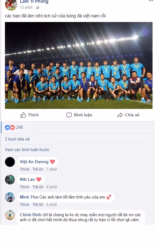 Chính vì những cảm xúc ấy, niềm tự hào ấy mà sau khi kết thúc trận chung kết, trên mạng xã hội và các trang thông tin... vô số bài viết, dòng trạng thái, bình luận chúc mừng, ngợi khen và động viên các cầu thủ U23 Việt Nam đã được chia sẻ.