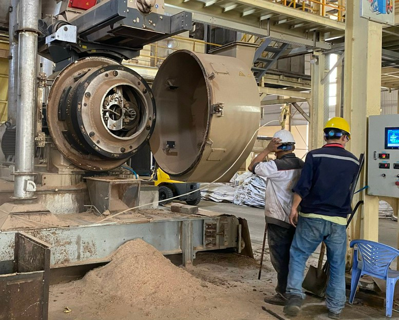 Chấm dứt hoạt động nhà máy sản xuất viên nén gỗ ở Hà Tĩnh Cham dut hoat dong nha may san xuat vien nen go o Ha Tinh