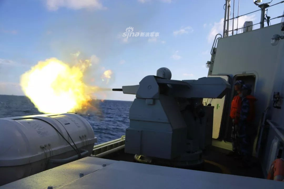 Tầm bắn hiệu quả của loại pháo này chỉ khoảng 3000 mét, pháo sử dụng cỡ đạn 30x165mm. Nguồn ảnh: Sina.