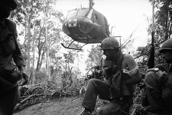 Tới nay, dù cho Chiến tranh Việt Nam đã qua đi được nhiều chục năm, rất nhiều nhà sử gia quân sự Mỹ vẫn tiếp tục đi tìm căn nguyên của thất bại "ê chề" mà người Mỹ phải đón nhận ở xứ sở Đông dương này. Nguồn ảnh: G2mil.