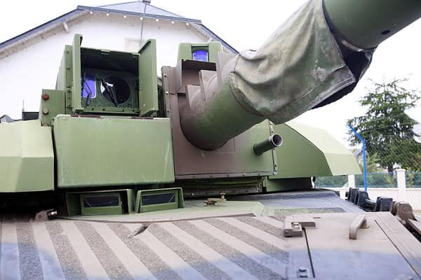 Cỡ nòng này lớn hơn mọi cỡ nòng từng được sử dụng trên xe tăng chủ lực trước đây, lớn hơn bất cứ khẩu pháo xe tăng nào từng được sản xuất bởi NATO hay Mỹ. Nguồn ảnh: Wot-news