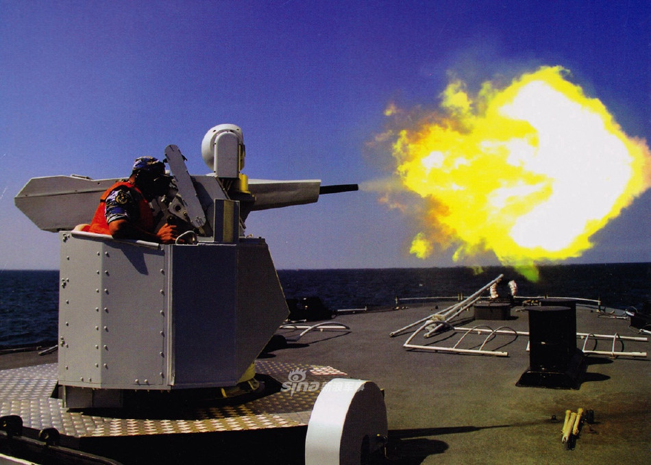 Trong quá trình thử nghiệm, khẩu pháo này của Trung Quốc có khả năng bắn với tốc độ 40 viên mỗi phút, mỗi viên bắn được ở khoảng cách tối đa 30 km. Khi sử dụng đạn tăng tầm có điều khiển, hải pháo H/PJ-38 có thể bắn được tối đa 100 km.