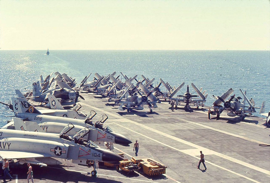 Chiếc A-1 Skyraider đầu tiên bị bắn hạ vào năm 1964 khi ddnag bay tập gần sân bay Biên Hoà, cả hai phi công trên máy bay đều thiệt mạng. Chiếc cuối cùng bị hạ vào năm 1972, phi công được giải cứu. Nguồn ảnh: Thearchive.