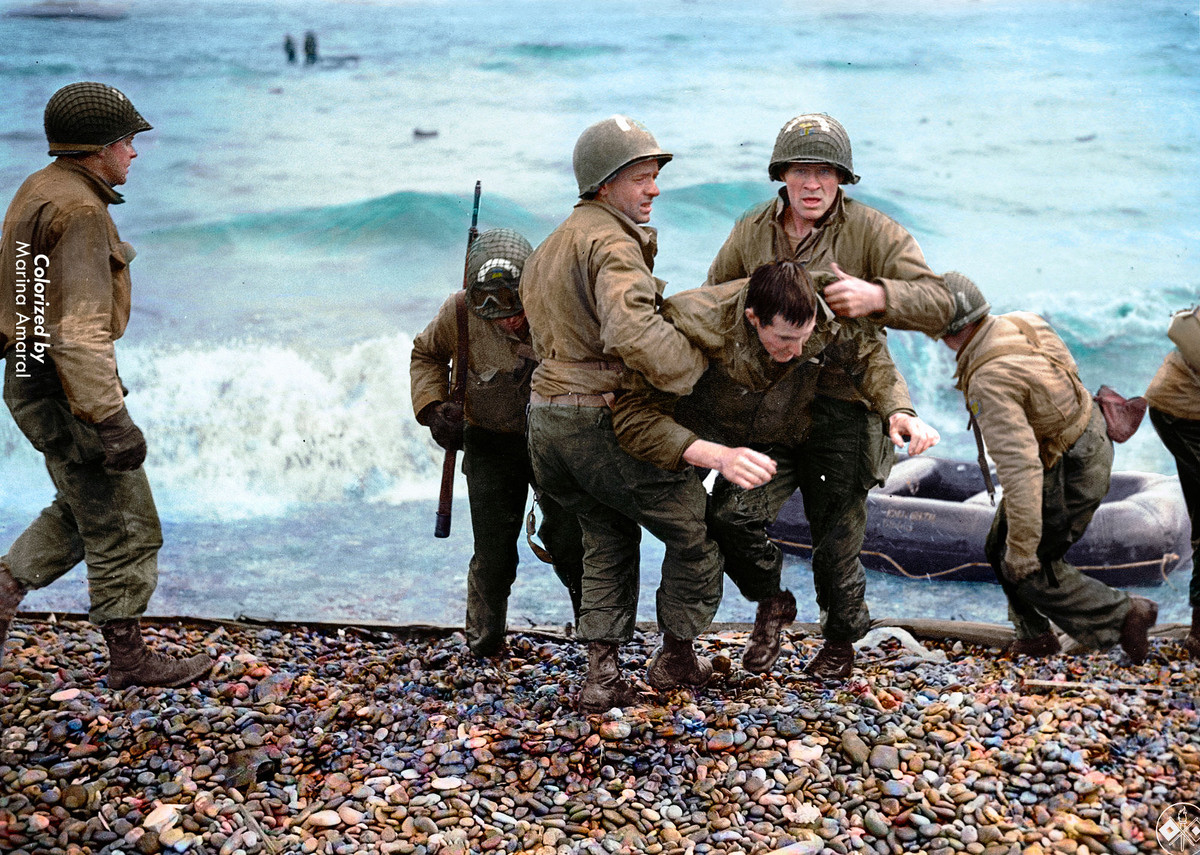 Kể từ sau Chiến tranh Thế giới thứ hai, khoa học công nghệ đã phát triển như vũ bão khiến nhiều loại trang thiết bị, khí tài hiện đại đã được ra đời. Các loại trang thiết bị vũ khí ngày nay sẽ quyết định một cuộc chiến tranh với lối đánh khác xa Chiến tranh Thế giới. Nguồn ảnh: Warhistory.