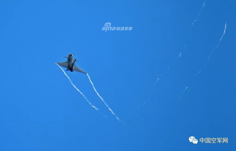 Hiện tại, Không quân Trung Quốc cùng Không quân Hải quân Trung Quốc là hai lực lượng duy nhất trên thế giới sử dụng loại tiêm kích này trong biên chế lực lượng của mình. Nguồn ảnh: Sina.