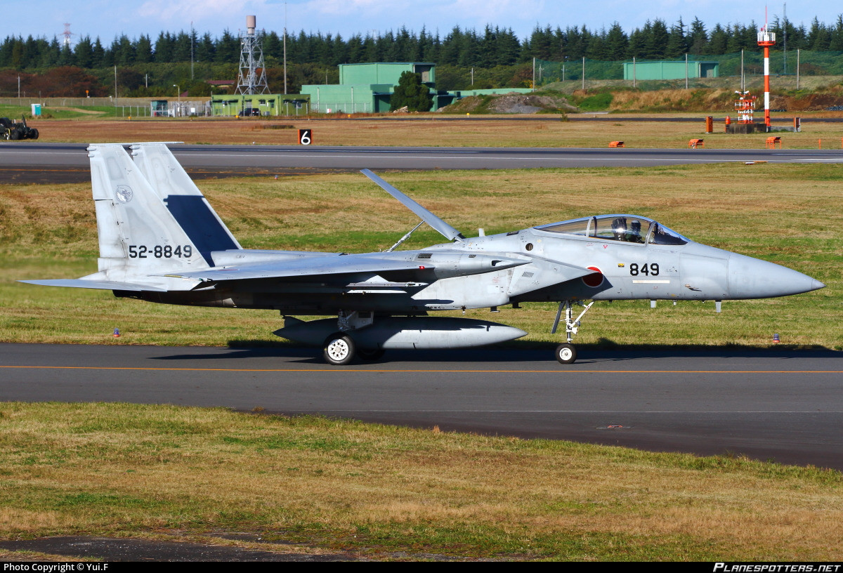 Tổng cộng đã có 9 vụ tai nạn nghiêm trọng liên quan tới tiêm kích F-15J và F-15DJ trong biên chế Lực lượng Phòng vệ Trên Không Nhật Bản, khiến bảy phi công thiệt mạng và làm ba phi công khác bị thương.