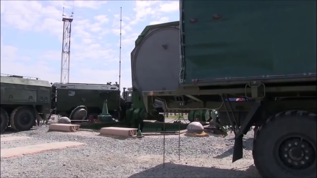 Với tốc độ lên tới Mach 27 này, tên lửa Avangard chắc chắn sẽ trở thành tổ hợp tên lửa có tốc độ bay nhanh nhất thế giới ở thời điểm hiện tại, vượt xa tốc độ của các loại tên lửa đạn đạo chiến lược hiện đang được Trung Quốc hoặc Mỹ sử dụng. Nguồn ảnh: Defence.