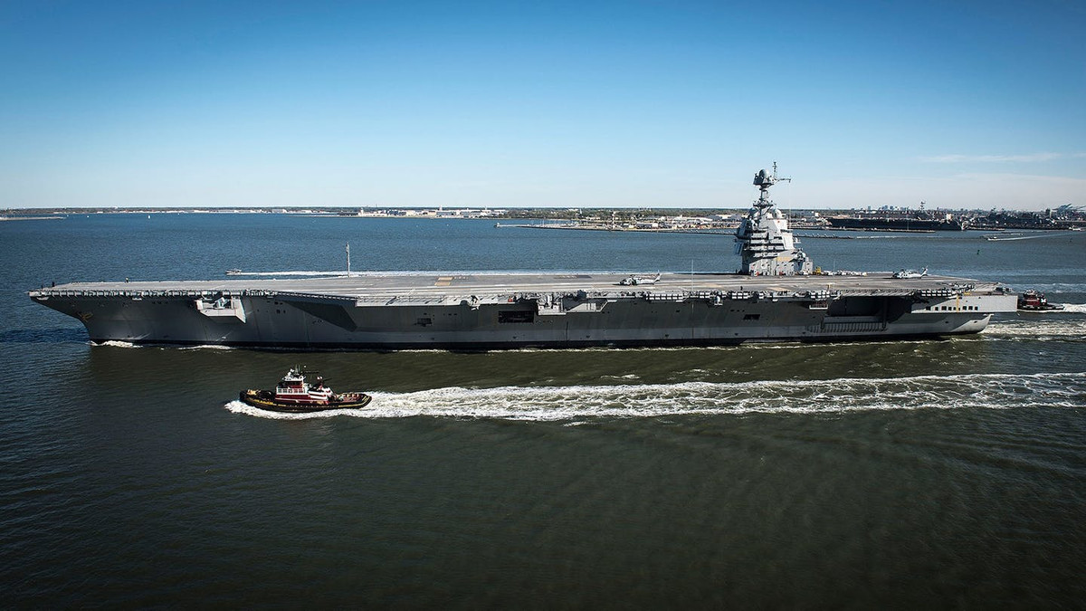 Trước đó, Quốc hội Mỹ đã đồng ý chi một khoản tiền trị giá 11 tỷ USD cho lực lượng Hải quân Mỹ nhằm ngăn chặn việc chi phí đóng mới tàu chiến bị tăng vọt. Theo đó Hải quân Mỹ sẽ nhập biên những tàu chiến vừa mới hạ thuỷ nhưng chưa hoàn thiện để sau đó tự hoàn thiện. Nguồn ảnh: USNI.