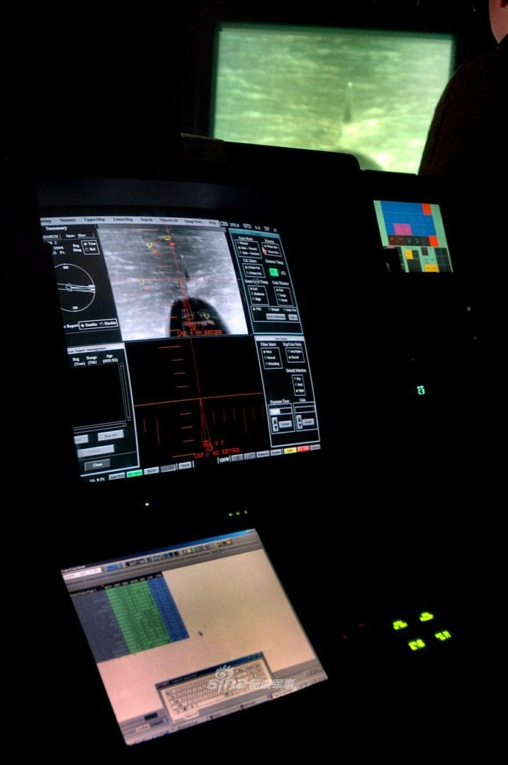 Hệ thống sóng âm trên tàu ngầm dù đã hiện đại và nhạy hơn so với quá khứ nhưng về cơ bản quan trọng nhất vẫn là khả năng và độ nhạy bén của người vận hành.