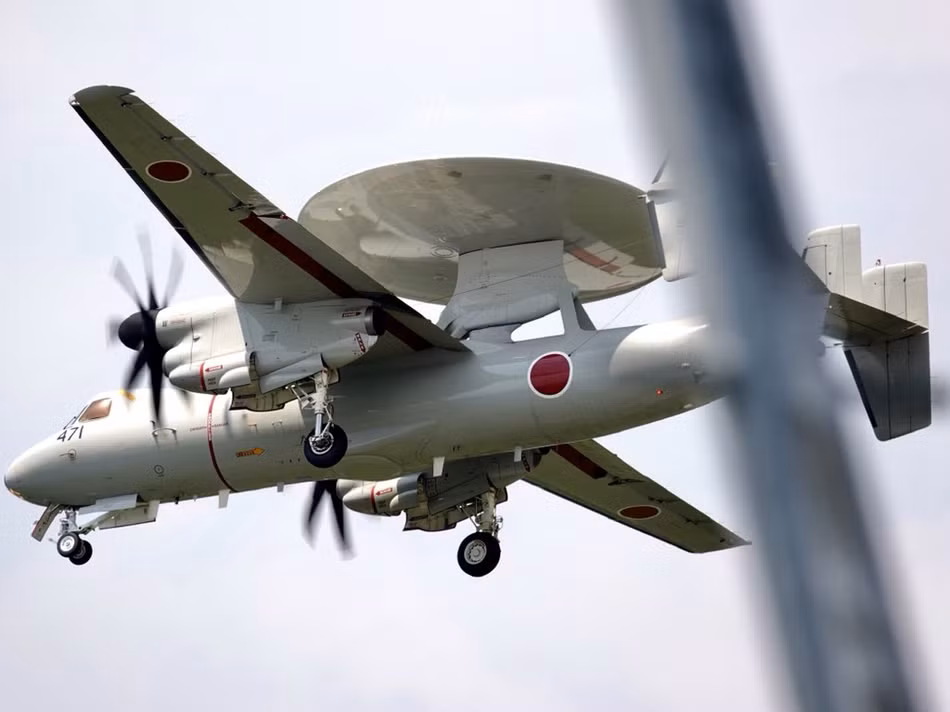 Đây cũng là loại máy bay lâu đời nhất từng phục vụ trên một tàu sân bay. Hiện tại, loại máy bay này đang phục vụ ở không quân của hơn 10 quốc gia trên thế giới trong đó có cả lực lượng Phòng vệ Nhật Bản. Nguồn ảnh: Sina.