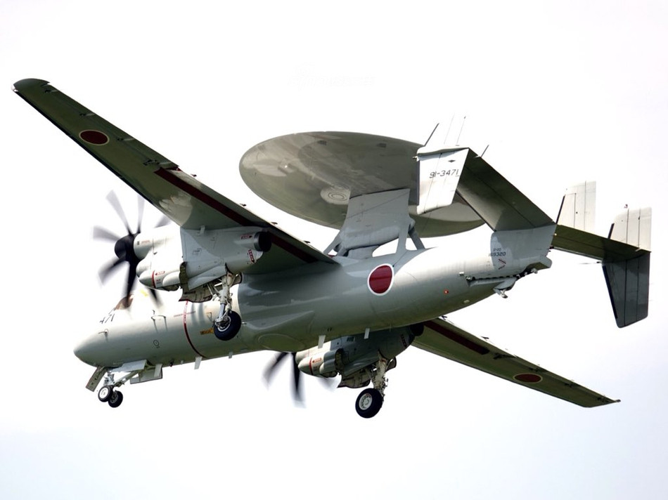 Nguyên nhân khiến cho Nhật Bản muốn trang bị một số lượng lớn máy bay cảnh báo sớm trong biên chế của mình lại khá đặc biệt - đến từ việc một phi công Liên Xô đào tẩu cùng chiếc MiG-25 và hạ cánh thành công xuống sân bay Hokadate, Nhật mà không bị phát hiện. Nguồn ảnh: Sina.