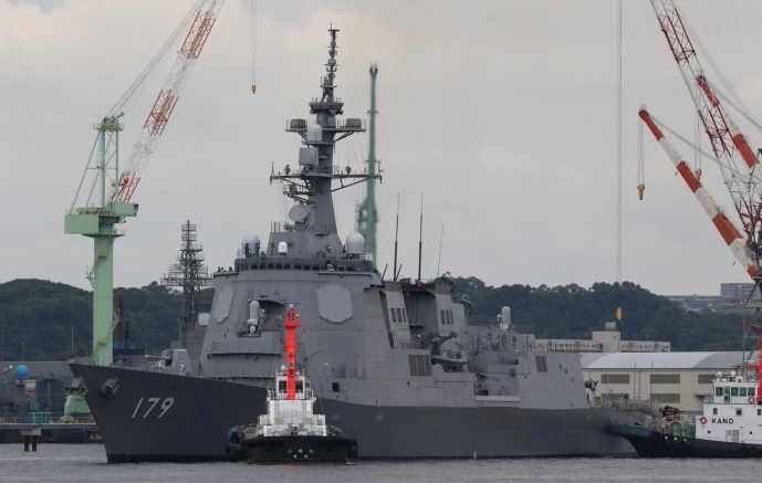 Theo thông báo của Bộ Quốc phòng Nhật Bản, khu trục hạm mới nhất của nước này mang tên JS Maya - khu trục hạm đầu tiên được nước này đóng theo lớp Maya đã thực hiện chuyến đi thử nghiệm trên biển đầu tiên. Nguồn ảnh: Sina.