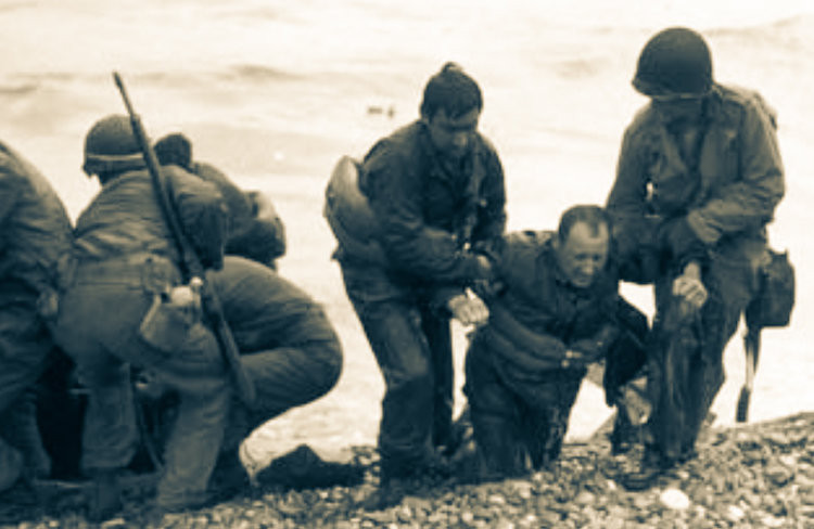 Lực lượng chính của Mỹ tham gia cuộc đổ bộ này là Lục quân, phần lớn lực lượng này đã bị say sóng nặng trước khi kịp đặt chân lên bờ. Nguồn ảnh: BI.