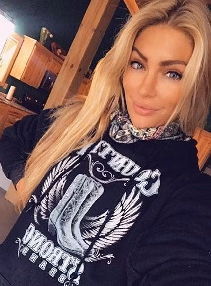 "Tôi luôn muốn tổng thống của chúng ta thành công, bất kể họ là ai. Tôi là một người Mỹ chính hiệu và yêu đất nước này! Tôi hy vọng chuyến thăm Anh của ông Trump sẽ diễn ra tốt đẹp", cô nói với tờ báo.