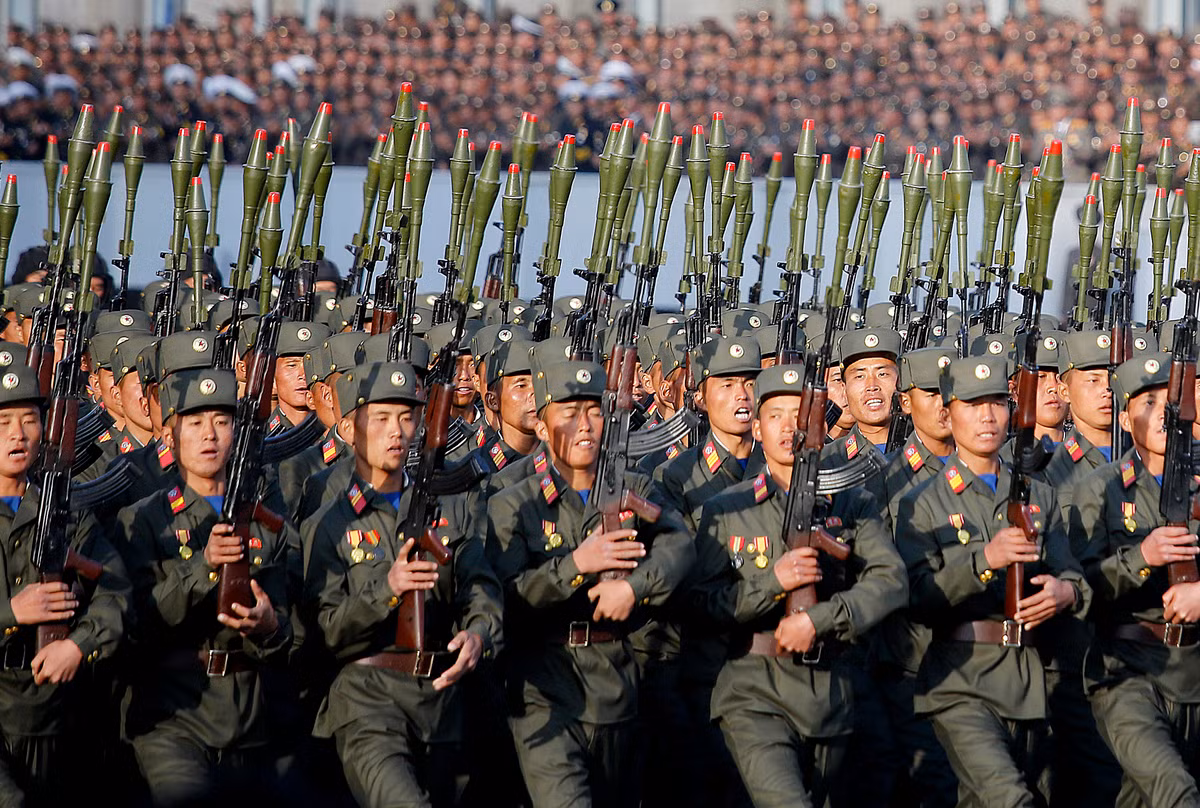 Bản thân người Trung Quốc sẽ không muốn để Triều Tiên "tuột" mất khỏi tầm ảnh hưởng của mình và đây cũng là điều Washington không thể làm ngơ. Sự thiện chí của Triều Tiên sẽ biến thành cơ hội cực kỳ to lớn cho Mỹ trong việc mở rộng tầm ảnh hưởng tới khu vực này để "khoá vòi bạch tuộc" của Trung Quốc. Nguồn ảnh: QQ.