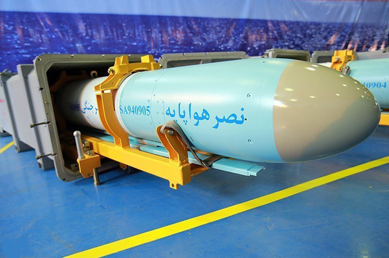 Do có đầu đạn quá nặng, lượng nhiên liệu mà Nasr-1 mang theo chỉ đủ để phóng quả tên lửa này bay xa tối đa 35 km ở tốc độ khoảng Mach 0,9. Nguồn ảnh: Commons.