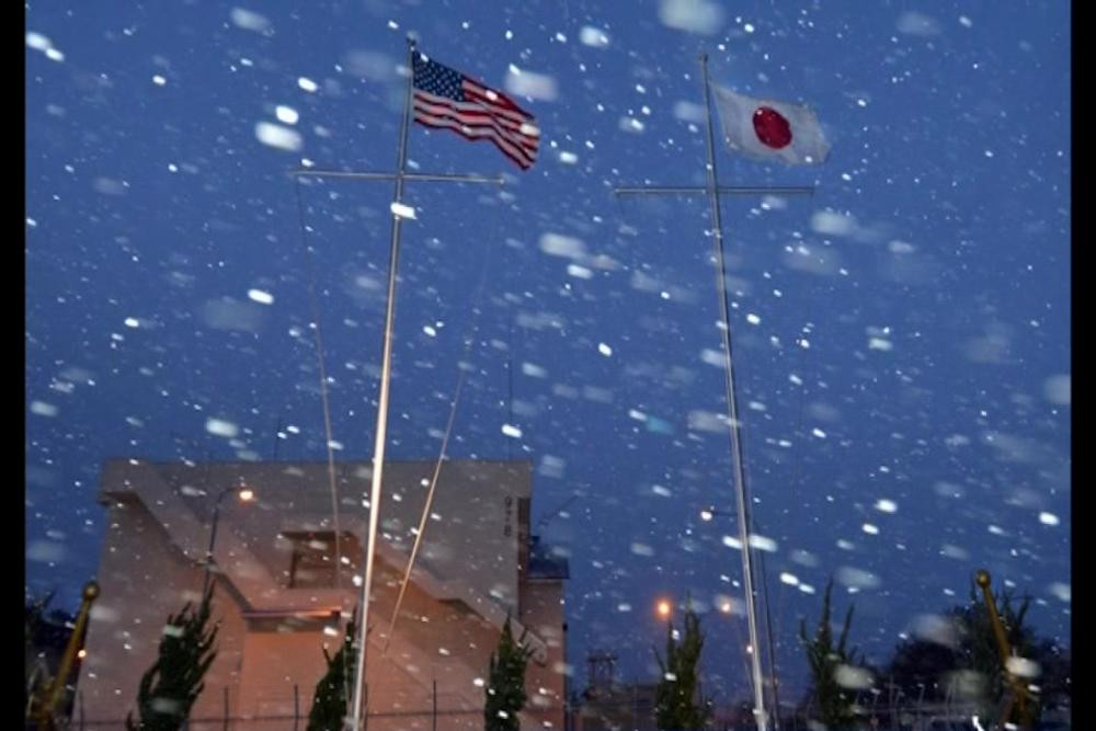 Tới năm 1951, Nhật được khôi phục lại chủ quyền về mặt lãnh thổ hành chính nhưng trước đó, Hiến pháp Nhật Bản thông qua năm 1947 đã không cho phép nước này được phép thành lập quân đội hoặc sở hữu những loại tàu chiến, máy bay vận tải cỡ lớn đủ sức vươn ra nước ngoài. Nguồn ảnh: JSDF.