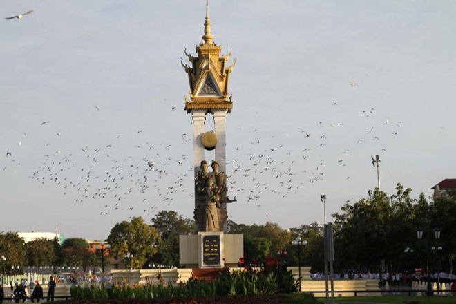 Những đài tưởng niệm quân tình nguyện Việt Nam trên đất nước Campuchia ngày nay là minh chứng cho tính chính nghĩa của Việt Nam khi giúp đỡ Campuchia.