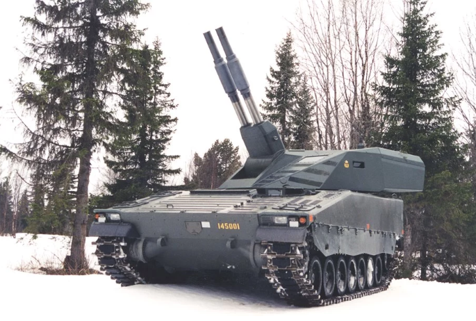 Từ hệ thống khung gầm của CV90, các nhà sản xuất hoặc lực lượng quân đội của mỗi quốc gia có thể tùy biến mẫu xe thiết giáp đa năng này thành đủ loại vũ khí như mong muốn từ đơn giản cho tới phức tạp nhất. Nguồn ảnh: QQ.