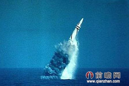 Theo nhiều chuyên gia quân sự JL-3 có tầm bắn là 9.000km và có khả năng mang theo 10 đầu đạn độc lập nhau, cho phép tấn công cùng lúc 10 mục tiêu trong bán kính tấn công cho phép. Nguồn ảnh: Sina.