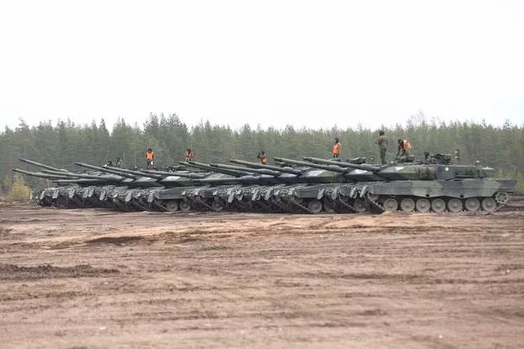 Các tướng lĩnh quân sự Mỹ cho biết, được tác chiến dưới sự chỉ huy của Phần Lan là một cơ hội học hỏi rất lớn cho binh lính cùng với các sĩ quan chỉ huy của Mỹ. Nguồn ảnh: BI.