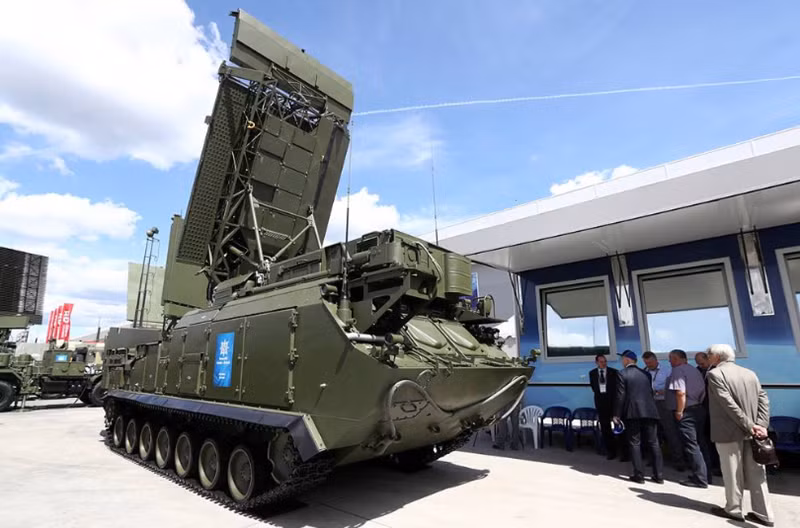 Hệ thống định vị mục tiêu của bệ phóng tên lửa đất đối không tự hành Viking.