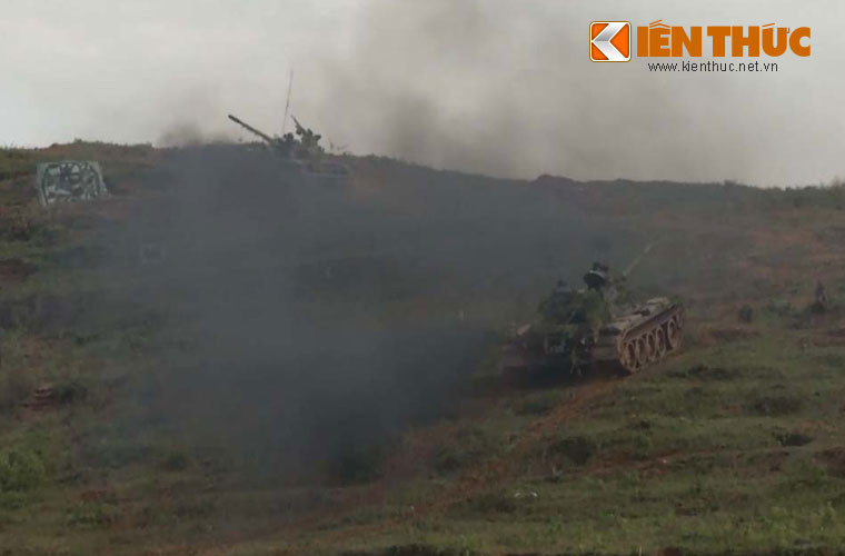 Với hỏa lực mạnh, sức đột phá lớn, bộ binh và tăng thiết giáp có chỗ dựa để đánh lướt, tiêu diệt các mục tiêu chủ yếu, quan trọng của địch, tạo cơ hội cho lực lượng đi sau tiếp cận, làm chủ và tỏa ra hai bên tiêu diệt các mục tiêu còn lại.