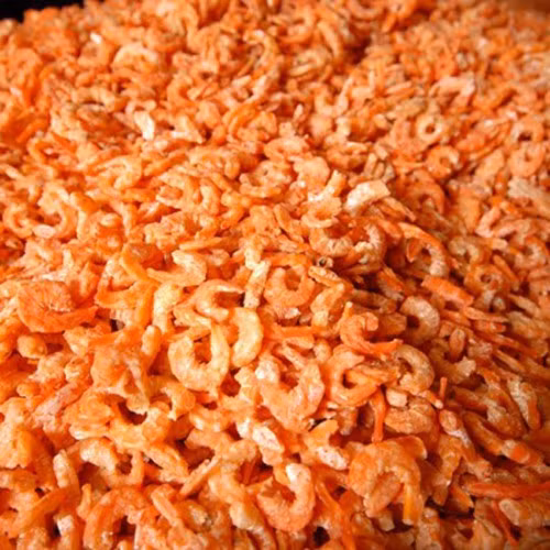 Trong tôm khô chứa hàm lượng đạm và canxi cao, có tác dụng giúp bài tiết chì khỏi cơ thể hiệu quả. Được biết, cứ mỗi 500gram vỏ tôm chứa đến 250 gram canxi. Ảnh: thucphamdfood.