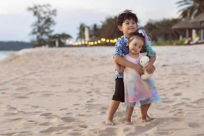 Kubi và Anna - trái ngọt trong cuộc hôn nhân của Khánh Thi - Phan Hiển.