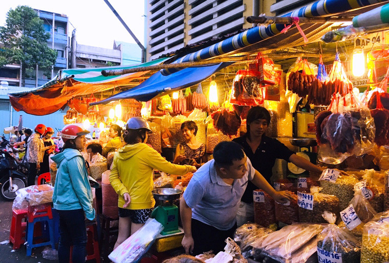Nguoi dan Sai Gon do xo di sam do cung tien ong Cong ong Tao-Hinh-5