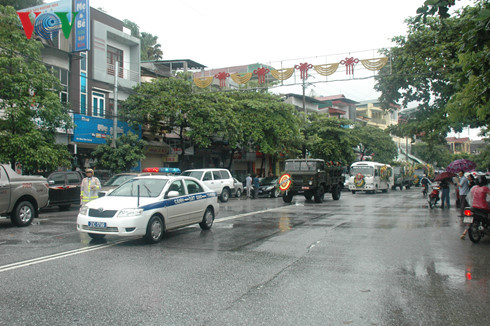 Tien dua Bi thu, Chu tich HDND Yen Bai ve noi an nghi cuoi cung-Hinh-2