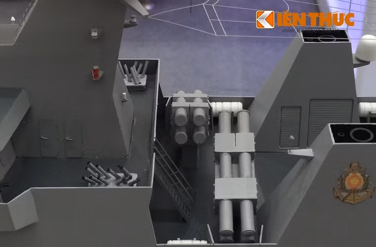 Về hỏa lực, Sigma 9814 trang bị hầu hết các hệ thống vũ khí do Pháp và Italy sản xuất như pháo hạm OTO Melara 76mm, tên lửa chống hạm Exocet, tên lửa phòng không VL MICA. Cũng đã xuất hiện thông tin Việt Nam đặt mua số lượng đạn dược cho các hệ thống vũ khí này. Nhưng cùng với sự đổ vỡ của hợp đồng Sigma 9814 thì có lẽ số phận các hợp đồng dự định ký mua đạn dược chắc ai cũng rõ số phận.