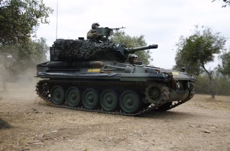 FV101 Scorpion là dòng xe tăng trinh sát do công ty Alvis Vehicle (Vương quốc Anh) phát triển từ đầu những năm 1970, với khoảng 3.000c hiếc được xuất xưởng.