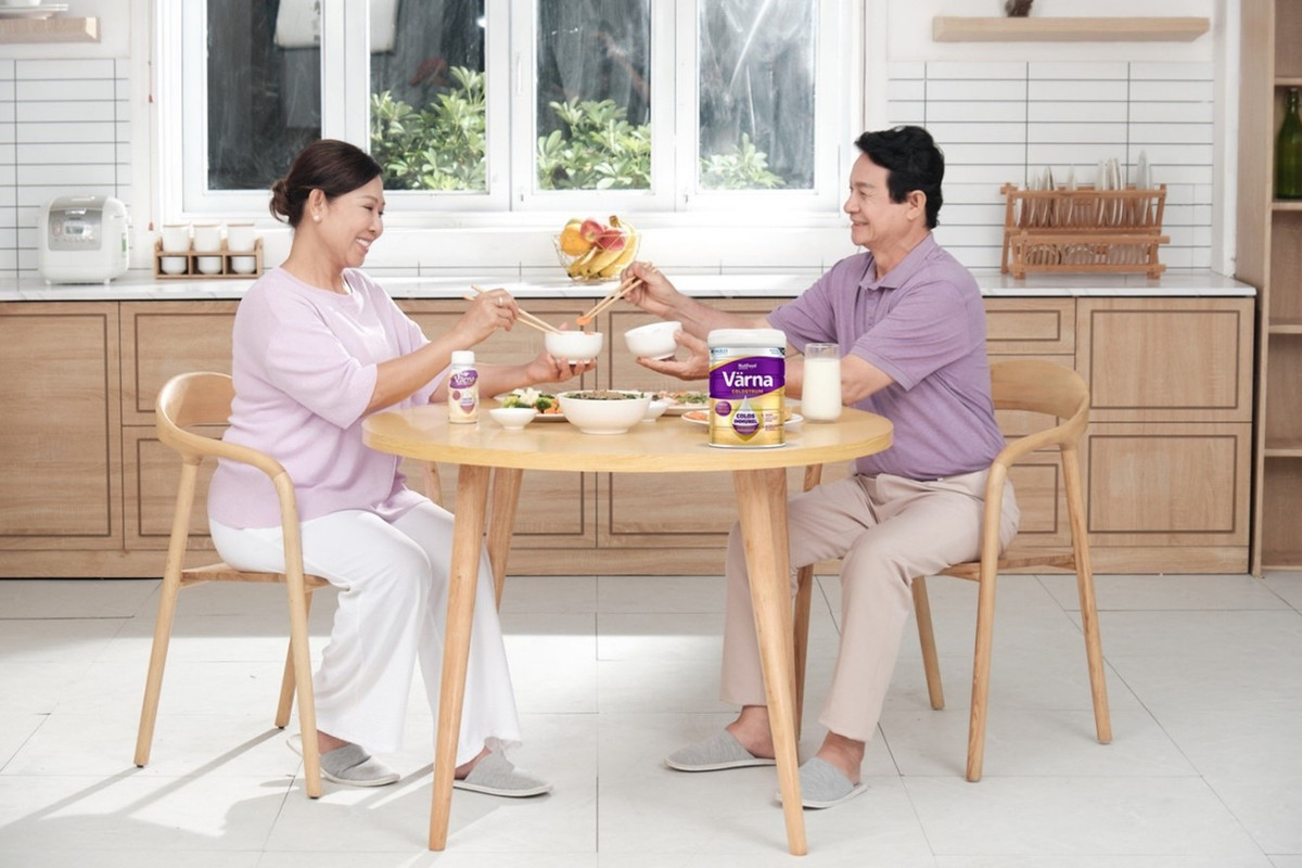 Vet thuong lau lanh o nguoi cao tuoi: Dau hieu canh bao suc de khang suy yeu-Hinh-2