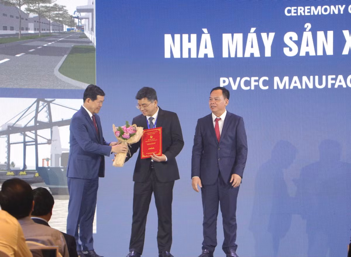 Phan bon Ca Mau dau tu kho Nhon Trach