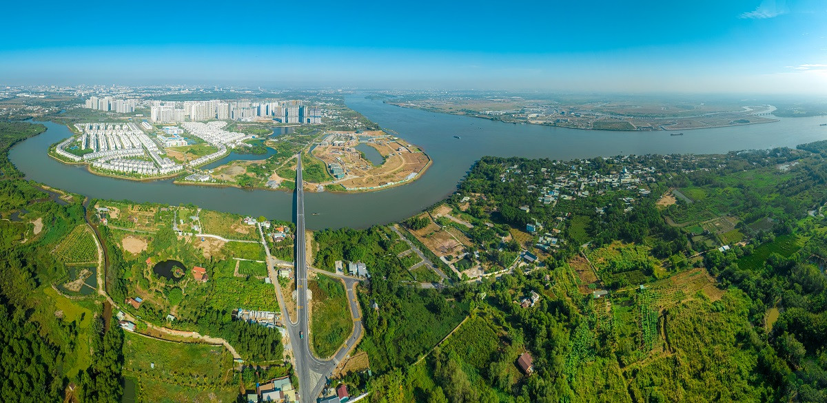 BDS khu Dong TPHCM huong loi tu 3 cong trinh giao thong trong diem