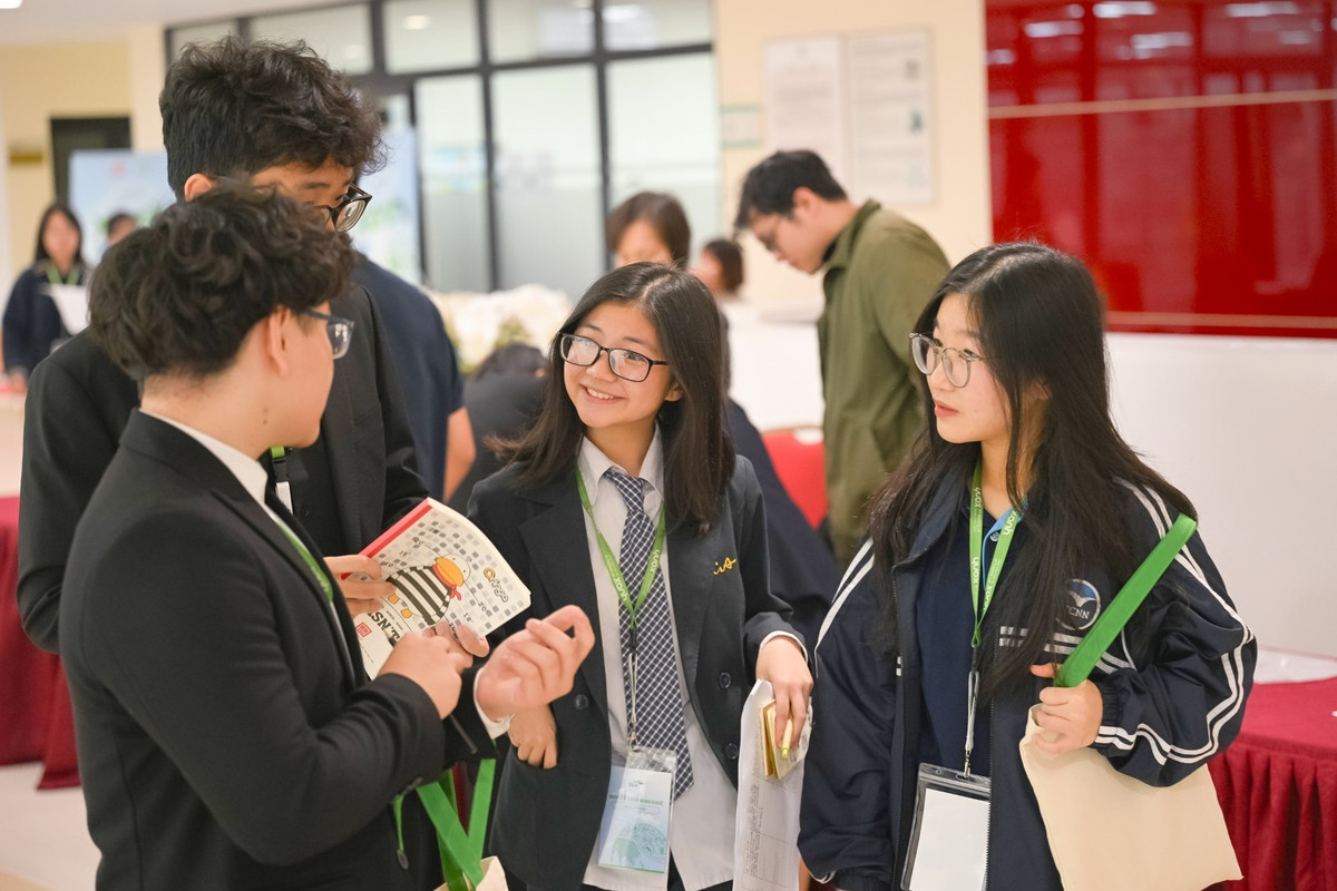 Lộ diện 16 đội xuất sắc nhất “Tiếng nói Xanh” sau màn tranh tài nảy lửa - Hình 5 Lo dien 16 doi xuat sac nhat “Tieng noi Xanh” sau man tranh tai nay lua-Hinh-5