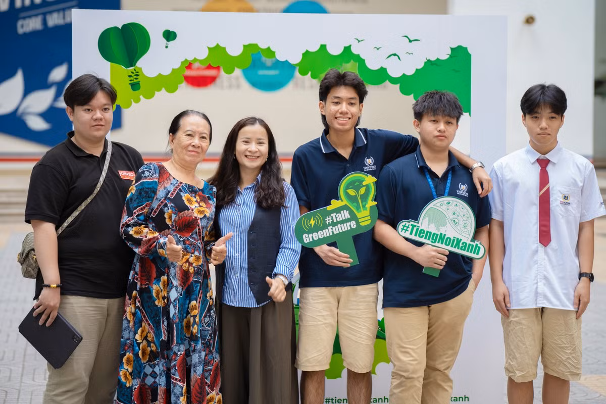 Lo dien 16 doi xuat sac nhat “Tieng noi Xanh” sau man tranh tai nay lua