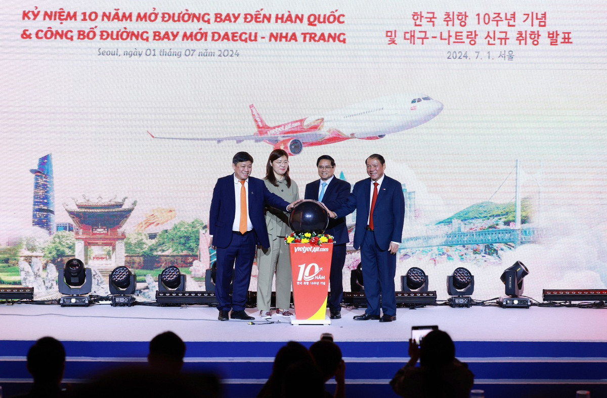 Ky niem 10 nam bay den Han Quoc va cong bo duong bay moi, Vietjet mo ban hang chuc ngan ve sieu tiet kiem-Hinh-3