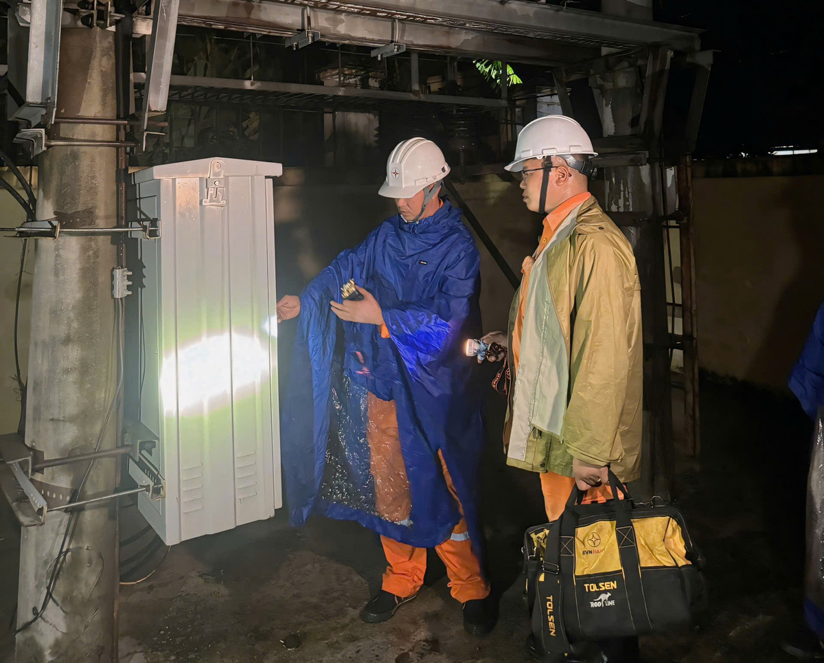EVNHANOI sẵn sàng các biện pháp đảm bảo cung cấp điện an toàn - Hình 2 EVNHANOI san sang cac bien phap dam bao cung cap dien an toan-Hinh-2