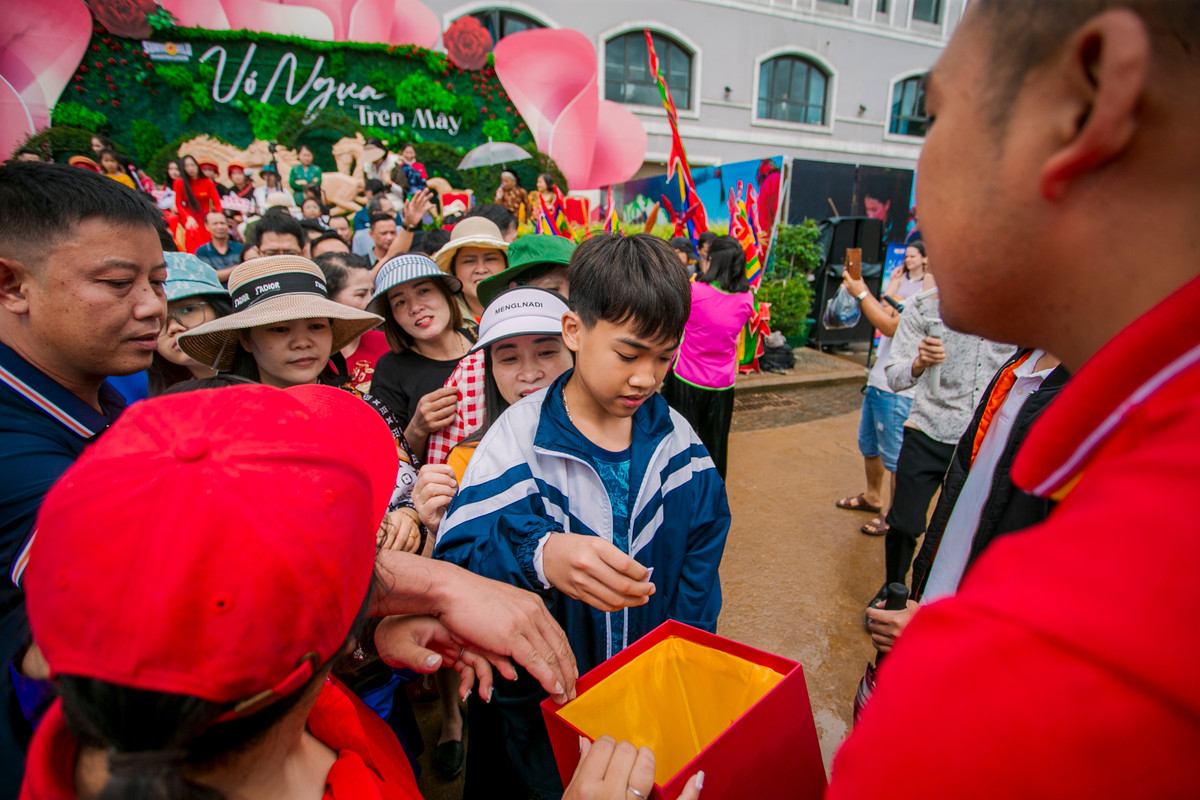 “Vo ngua tren may” – cuoc tranh hung cua cac nai ngua Tay Bac chinh thuc bat dau tu ngay 29/6-Hinh-5
