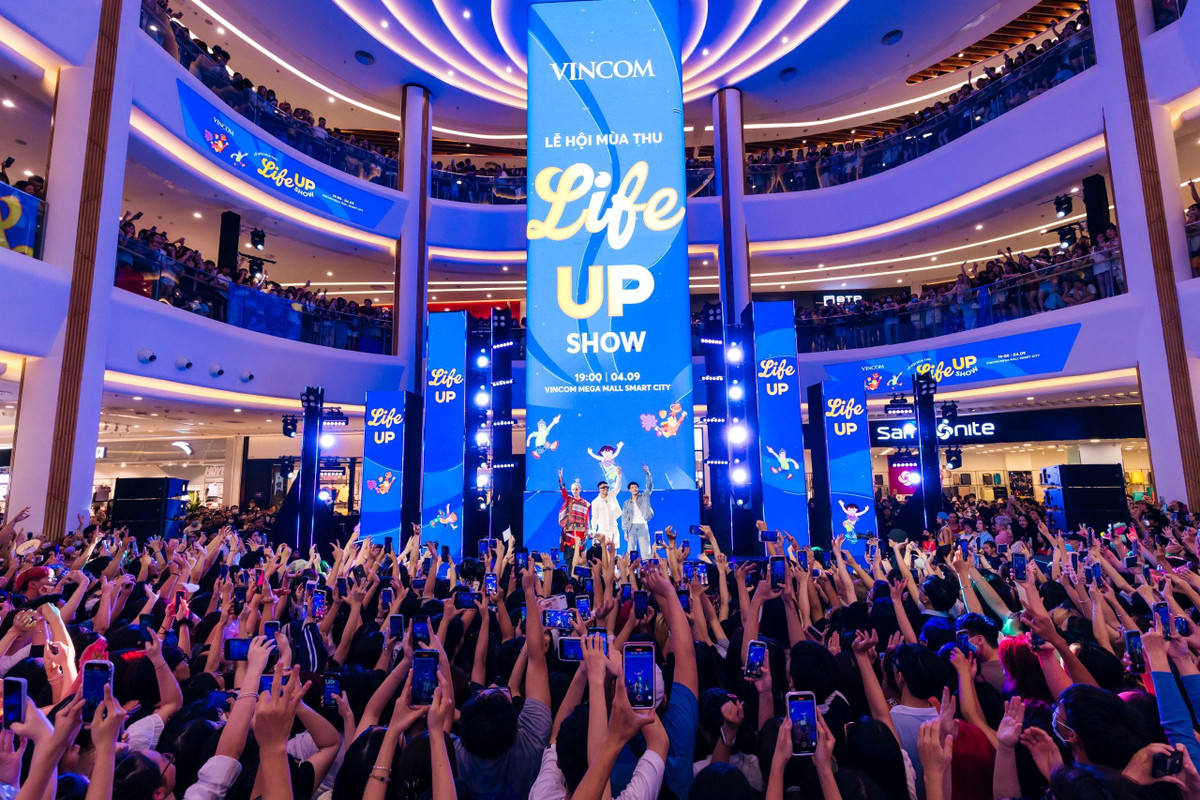 Thi truong ban le Viet Nam soi dong: TTTM khong ngung hut khach-Hinh-4