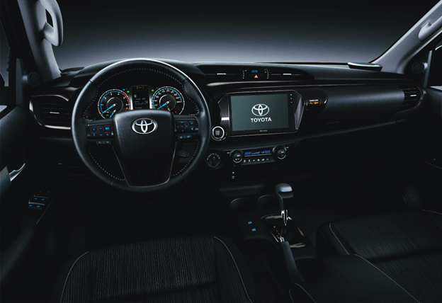 Nâng cấp trang bị, Toyota Hilux có làm nên chuyện ở phân khúc xe bán tải? - Hình 2 Nang cap trang bi, Toyota Hilux co lam nen chuyen o phan khuc xe ban tai?-Hinh-2
