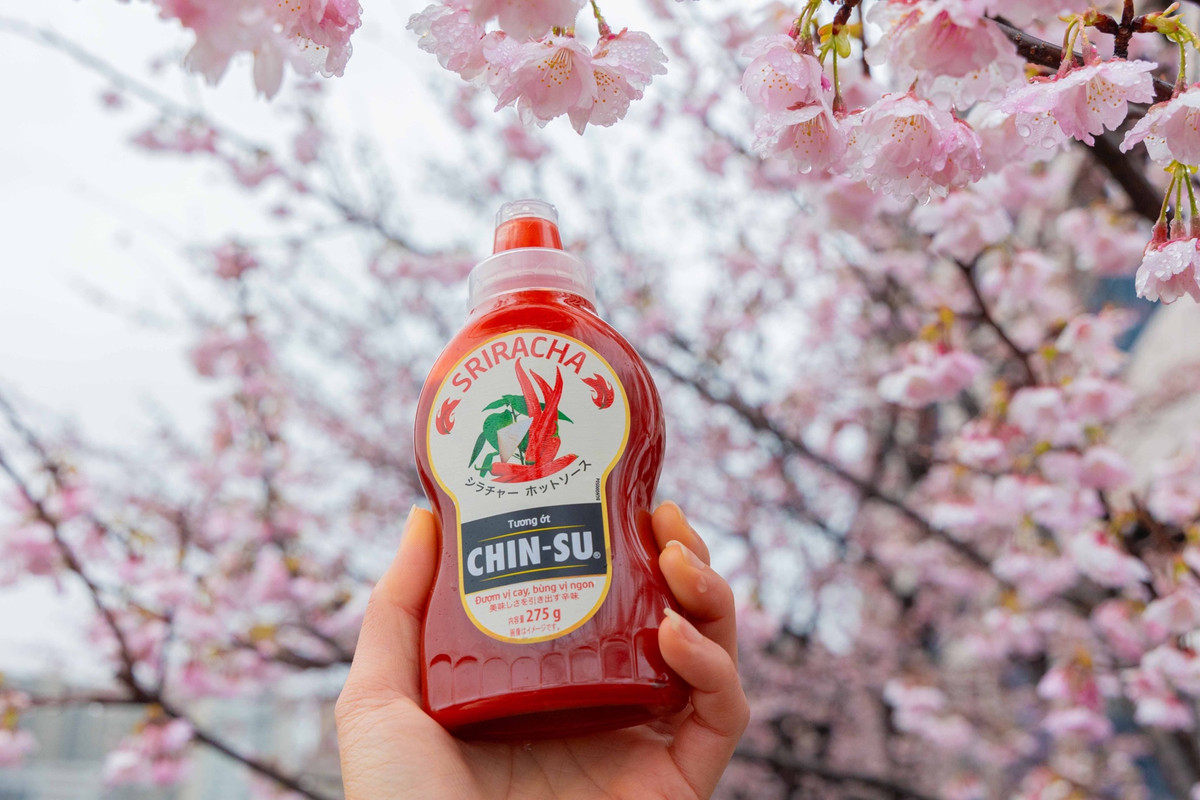 Tương ớt Chinsu Sriracha vừa ra mắt đã “dậy sóng” ở Nhật Bản - Hình 2 Tuong ot Chinsu Sriracha vua ra mat da “day song” o Nhat Ban-Hinh-2