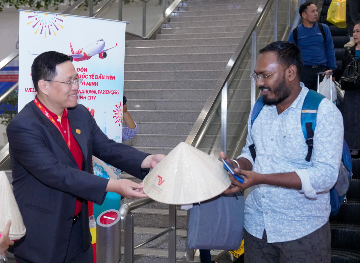 Don chao nam moi 2024 tren cac chuyen bay Vietjet ngay 1/1/2024-Hinh-3